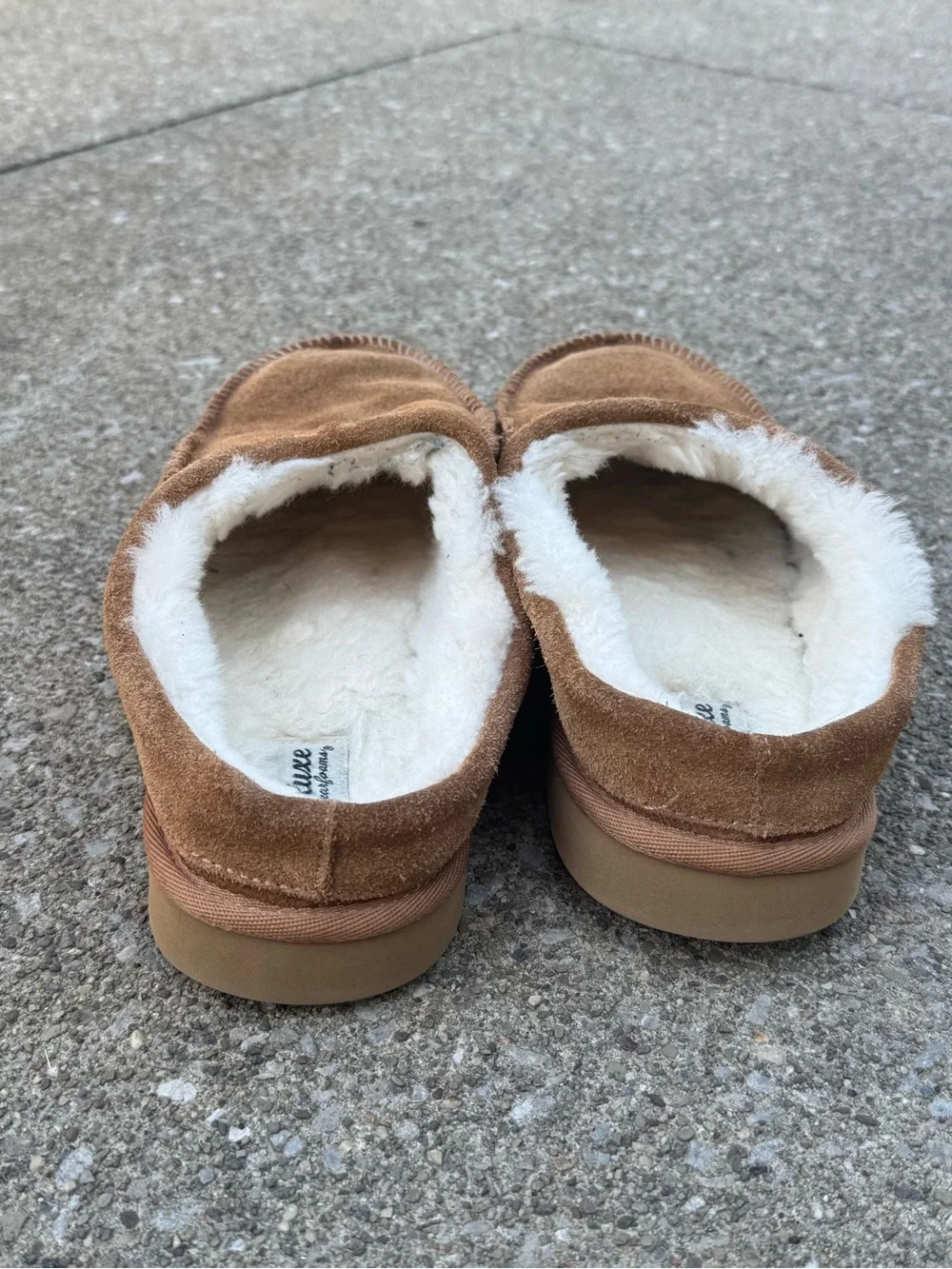 Dluxe by Dearfoams Men’s Lith Suede Shearling Slippers Size 10 Brown